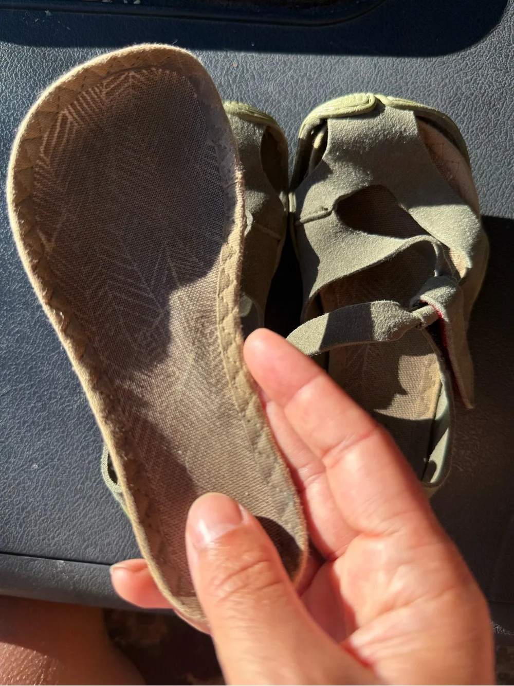 WILDLING BAREFOOT Strap Shoes - breathable with velcro close